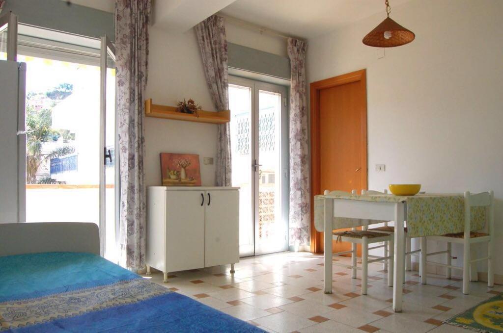 Le Zagare Apartments SantʼAlessio Siculo Екстериор снимка