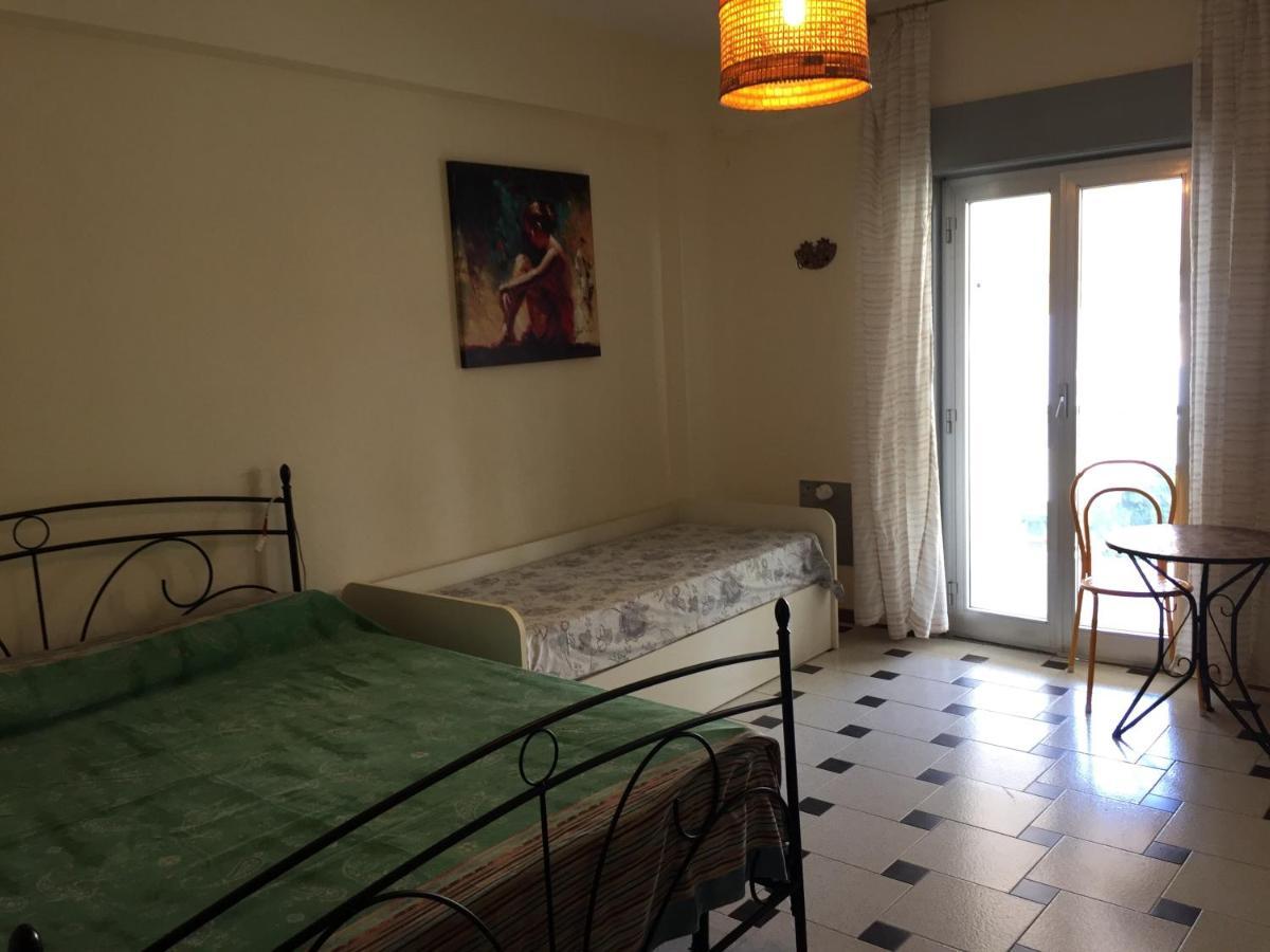 Le Zagare Apartments SantʼAlessio Siculo Екстериор снимка