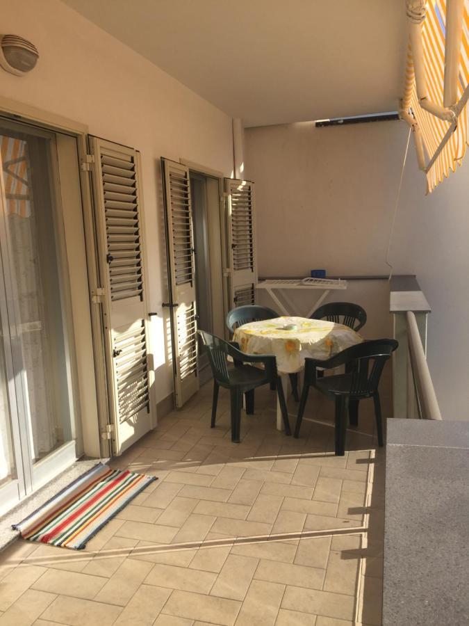 Le Zagare Apartments SantʼAlessio Siculo Екстериор снимка