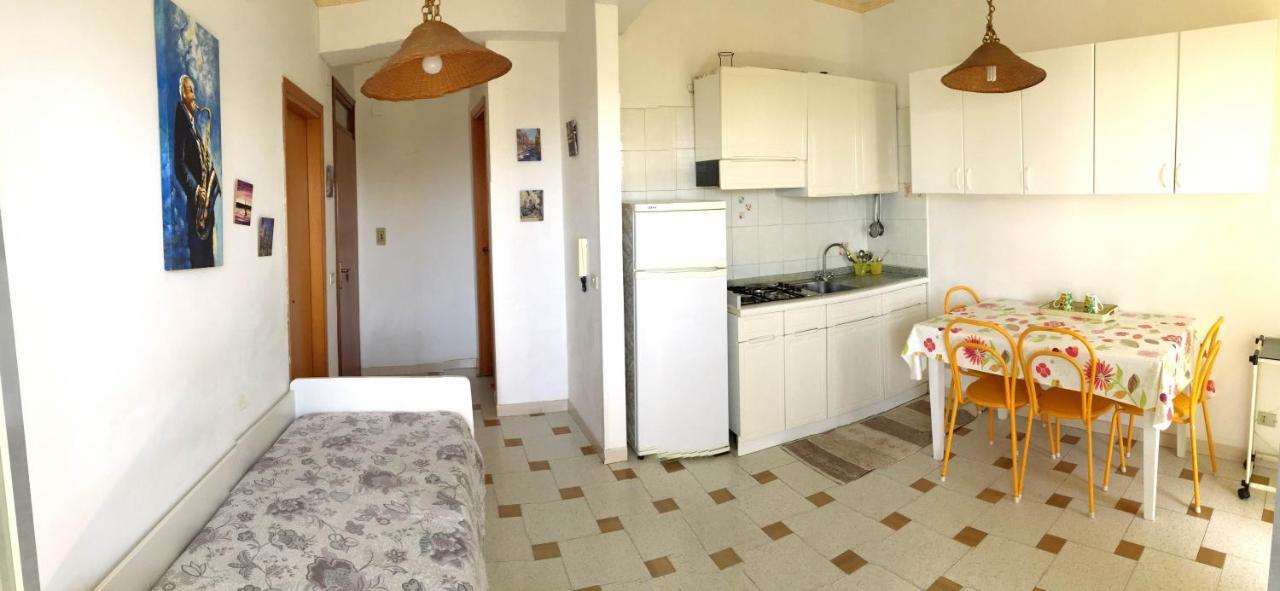 Le Zagare Apartments SantʼAlessio Siculo Екстериор снимка