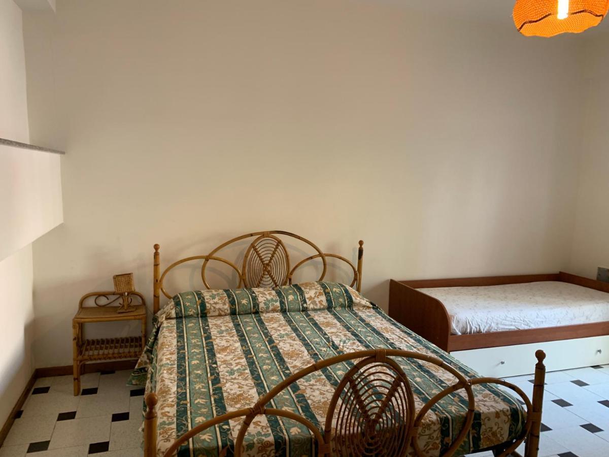 Le Zagare Apartments SantʼAlessio Siculo Екстериор снимка
